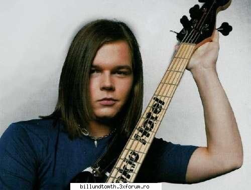 pun si yo cu chitare th oh yeah :rotfl: poze georg